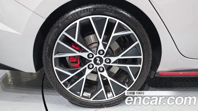 Hyundai Elantra 2023 thumb 11