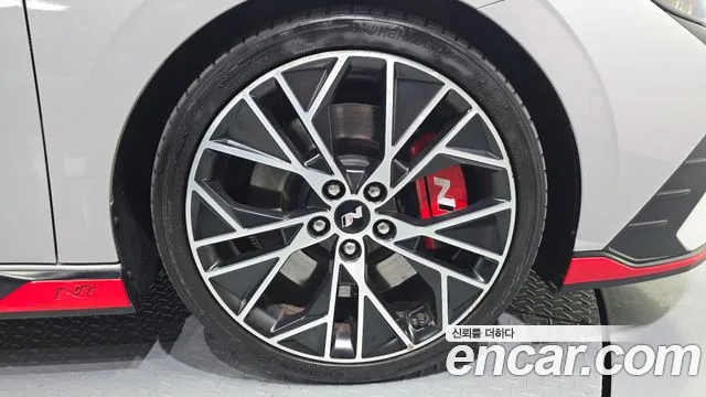 Hyundai Elantra 2023 thumb 3
