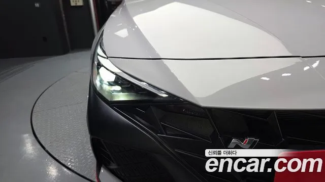 Hyundai Elantra 2023 thumb 8