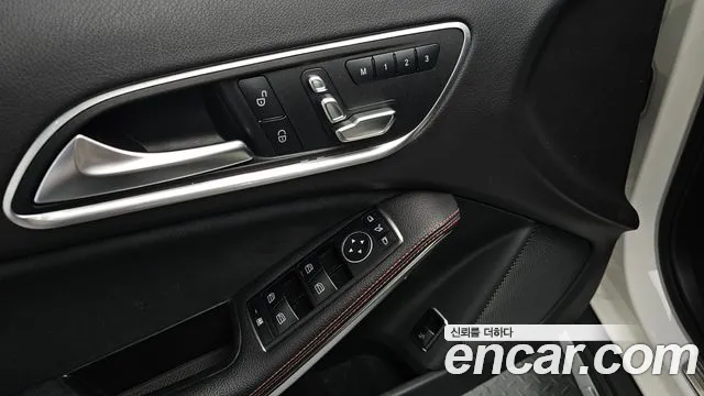 Mercedes-Benz A-Класс 2019 thumb 2