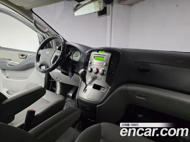 Hyundai Staria 2015 thumb 7