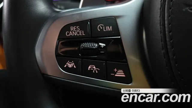 BMW M5 2019 thumb 5
