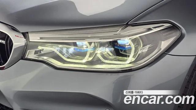 BMW M5 2019 thumb 8
