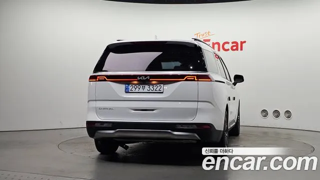 Kia Carnival 2022 thumb 5