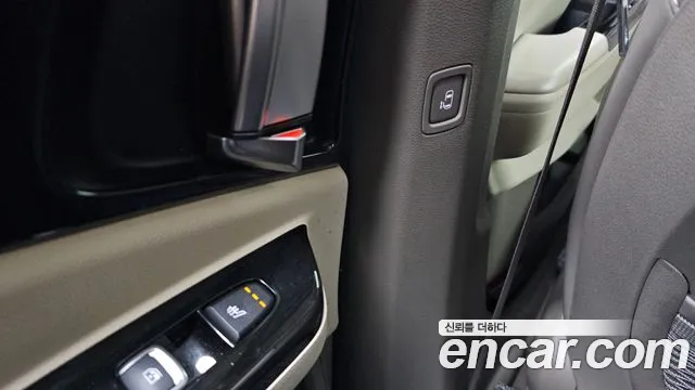 Kia Carnival 2022 thumb 7