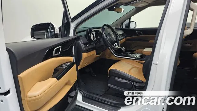 Kia Carnival 2023 thumb 6