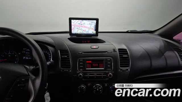 Kia K3 2015 thumb 12