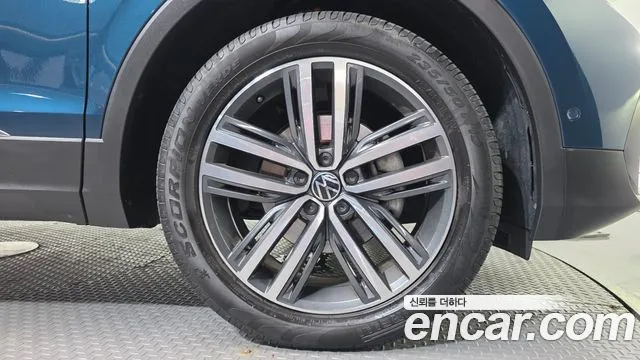Volkswagen Tiguan 2023 thumb 4