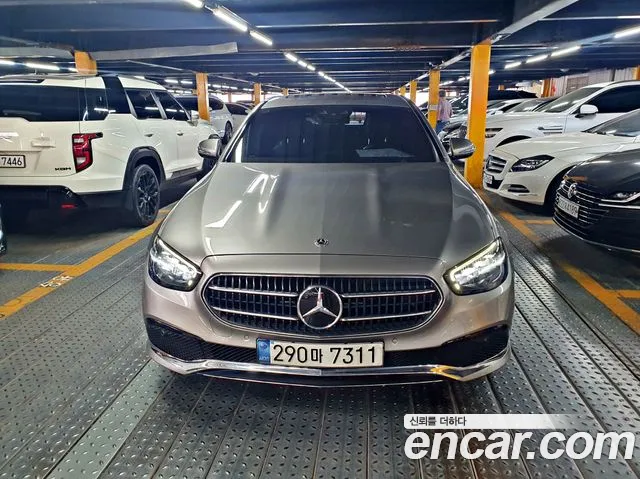 Mercedes-Benz E-Class 2021 thumb 2
