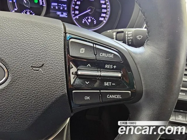 Hyundai Grandeur 2018 thumb 2