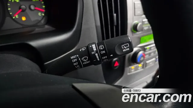 Hyundai Staria 2009 thumb 11