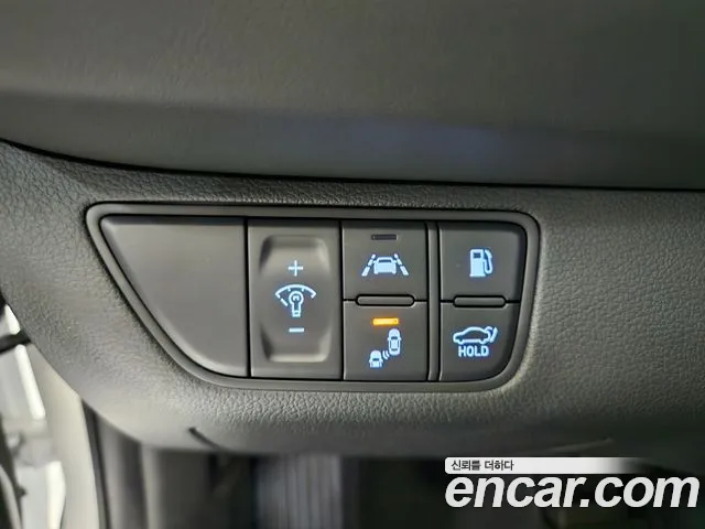 Genesis G70 2019 thumb 9
