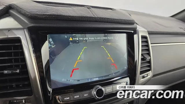KGM Rexton 2019 thumb 6