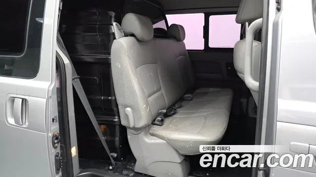 Hyundai Staria 2018 thumb 10
