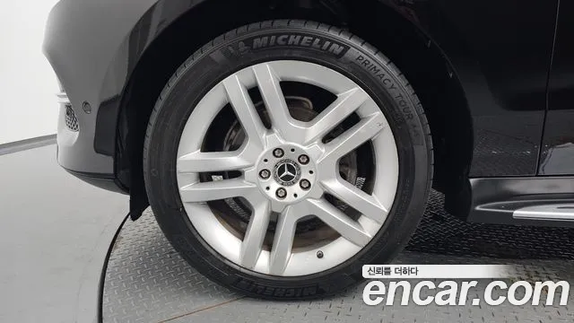 Mercedes-Benz GLE-Класс 2018 thumb 4