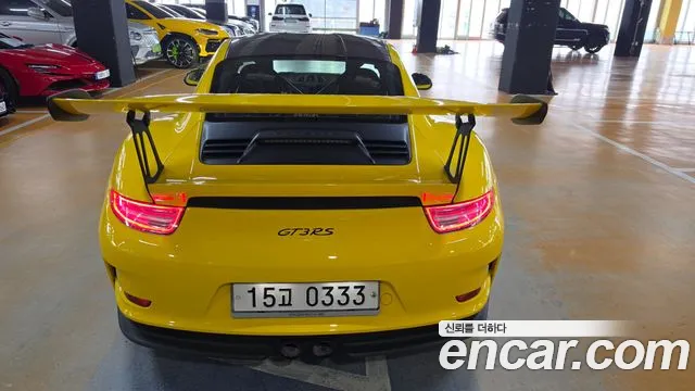 Porsche 911 2016 thumb 4