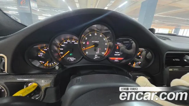 Porsche 911 2016 thumb 5
