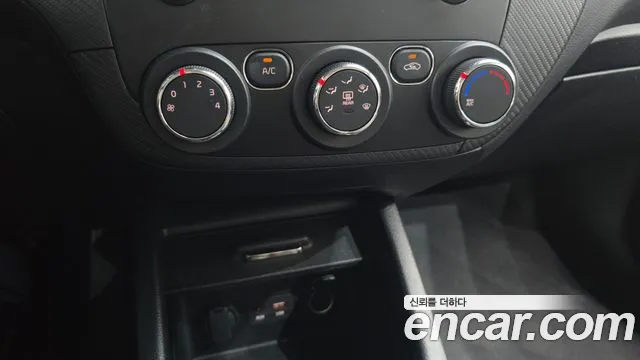 Kia K3 2017 thumb 9
