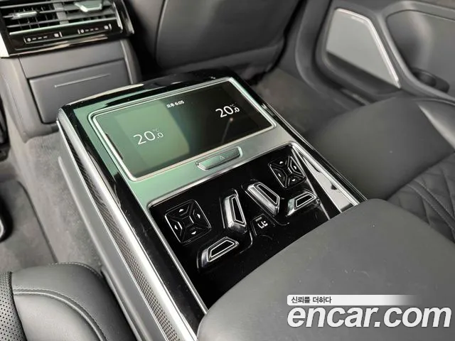 Audi S8 2020 thumb 6