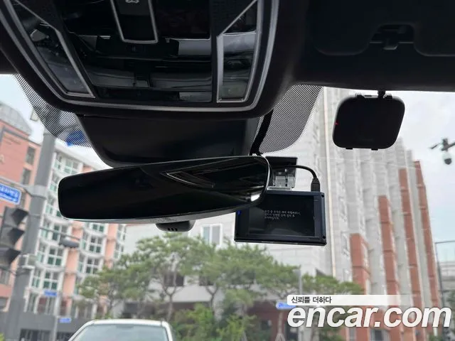 Audi S8 2020 thumb 9