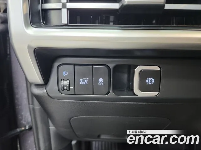 Hyundai Santa Fe 2023 thumb 4