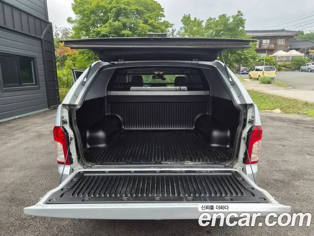 KGM Korando 2013 thumb 2