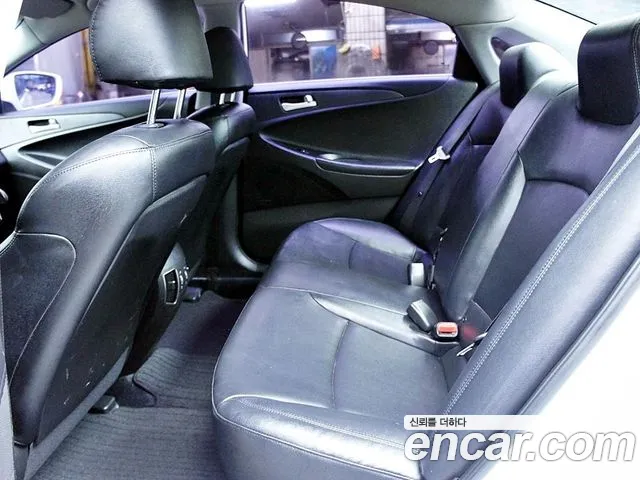 Hyundai Sonata 2013 thumb 9
