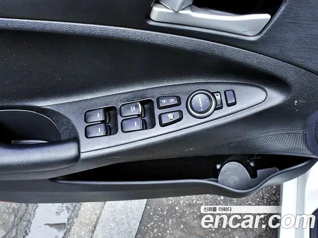 Hyundai Sonata 2013 thumb 4