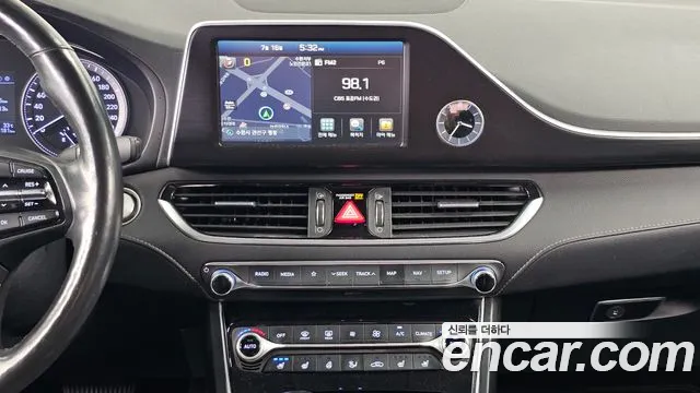 Hyundai Grandeur 2017 thumb 12