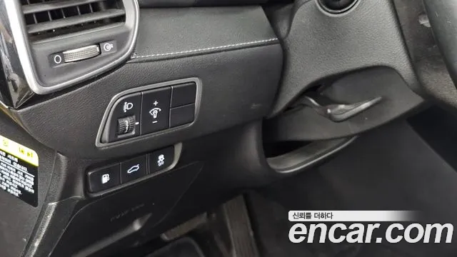 Hyundai Grandeur 2017 thumb 6