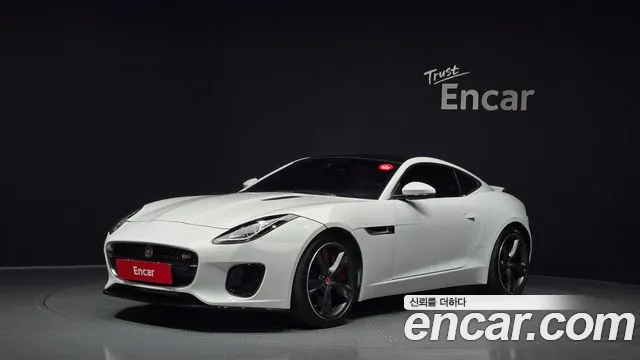 Jaguar F-Type 2015 thumb 7