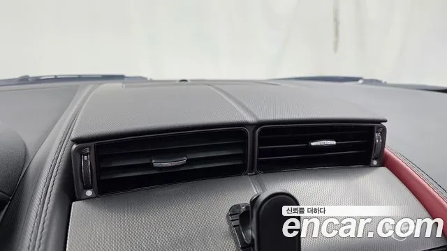 Jaguar F-Type 2015 thumb 8