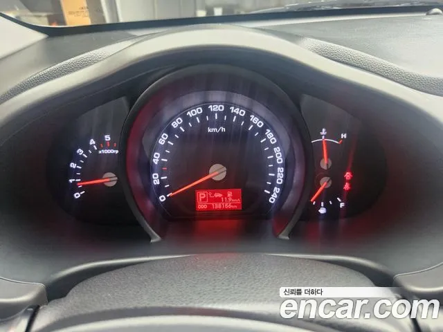Kia Sportage 2010 thumb 11