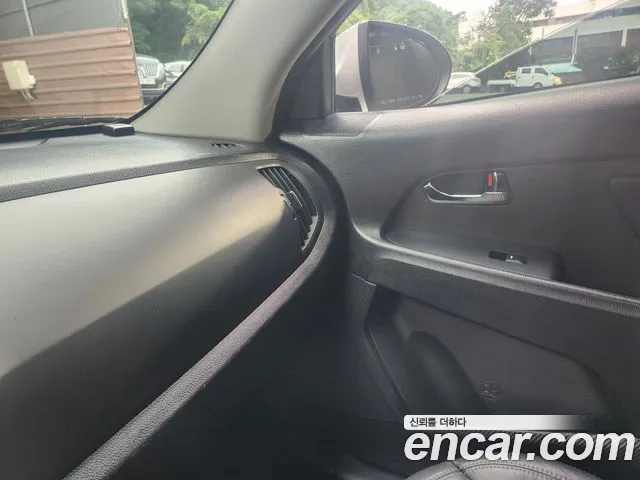 Kia Sportage 2010 thumb 7