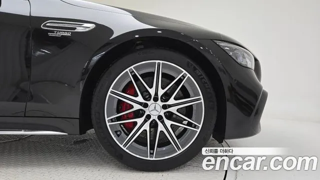 Mercedes-Benz AMG GT 2025 thumb 9