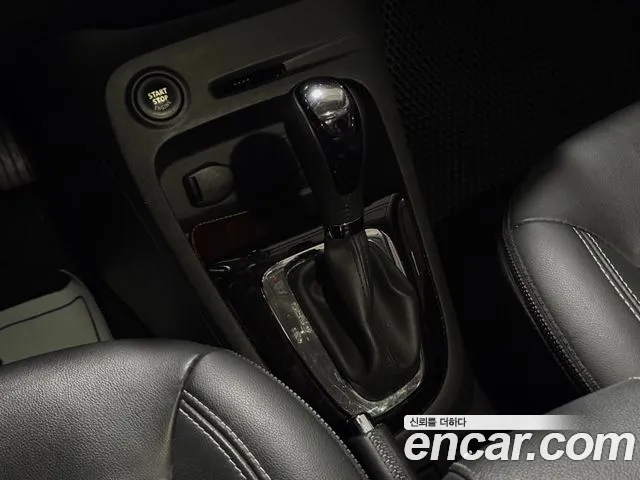 Renault QM3 2015 thumb 7
