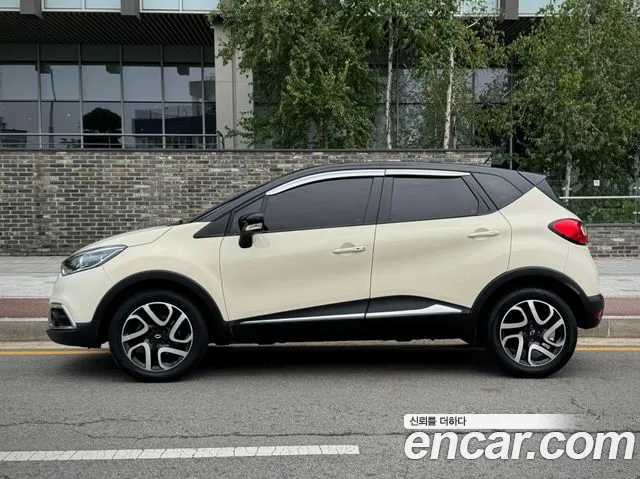 Renault QM3 2015 thumb 12