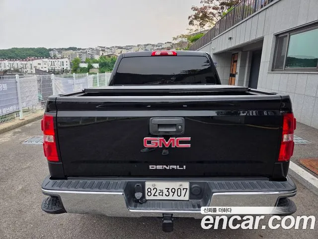GMC Sierra 2014 thumb 3