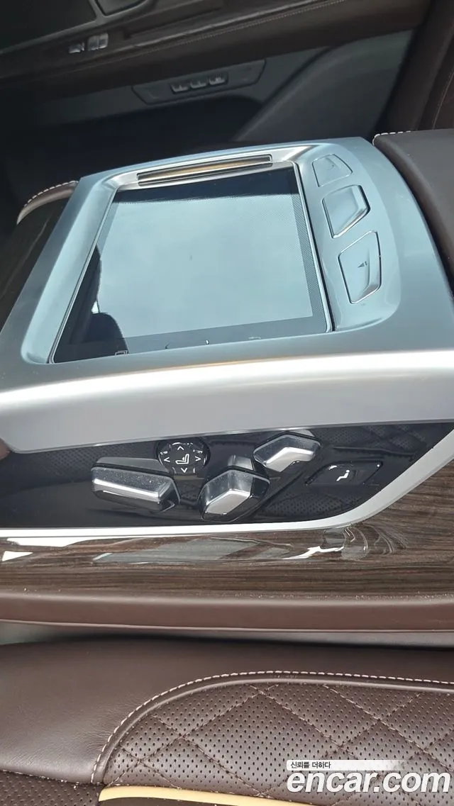 BMW 7 серии 2021 thumb 10