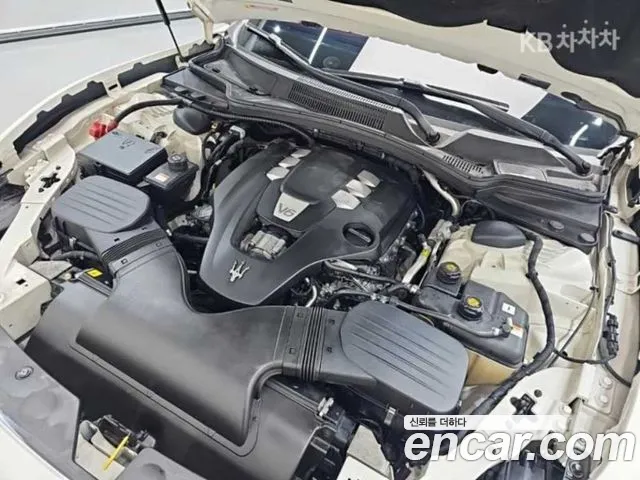 Maserati Ghibli 2016 thumb 3