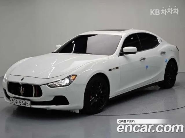 Maserati Ghibli 2016 thumb 12