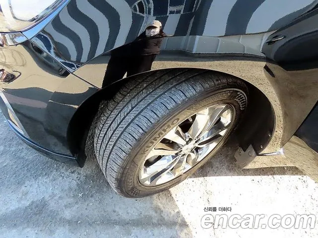 Kia Carnival 2017 thumb 5