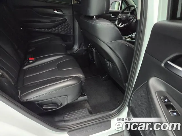 Hyundai Santa Fe 2021 thumb 6