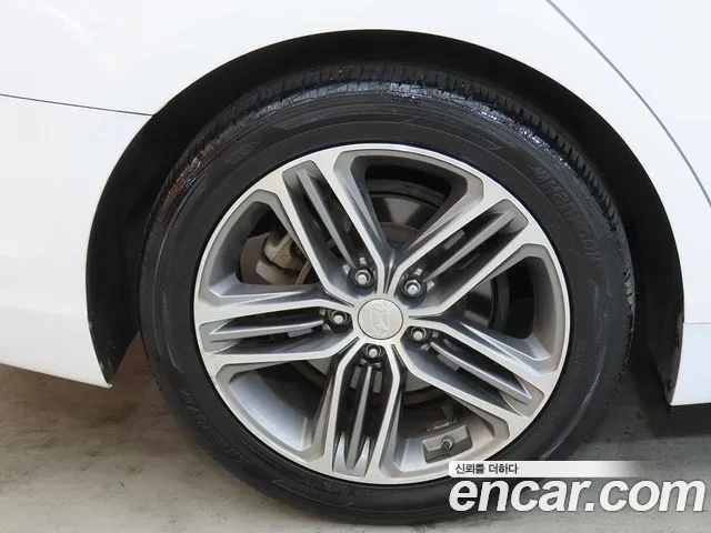 Hyundai Grandeur 2017 thumb 5