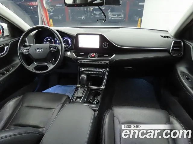 Hyundai Grandeur 2017 thumb 9