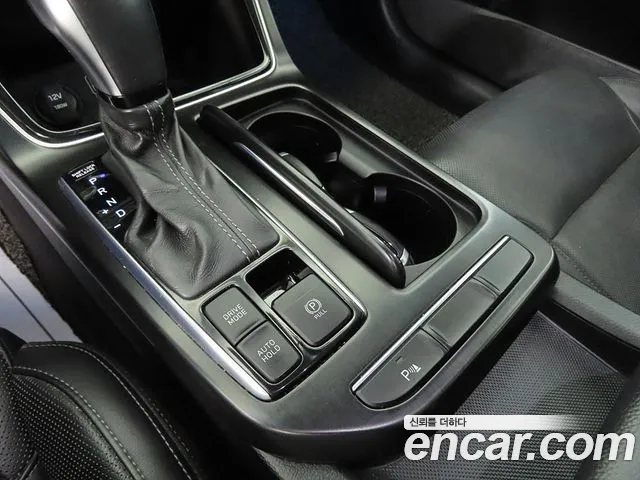 Hyundai Grandeur 2017 thumb 2