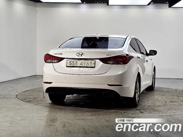 Hyundai Elantra 2013 thumb 3