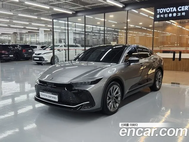 Toyota Crown Crossover 2024 thumb 9