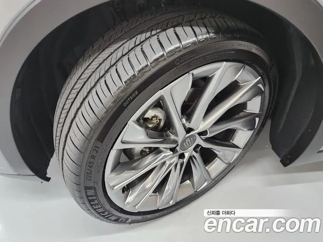 Toyota Crown Crossover 2024 thumb 3