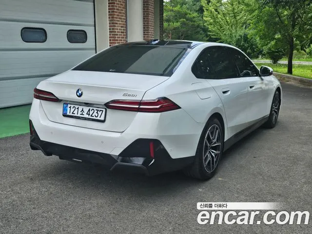 BMW 5 серии 2025 thumb 8